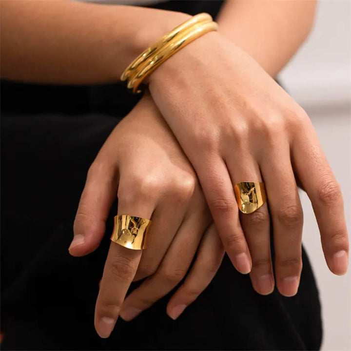 Aura Cuff Ring